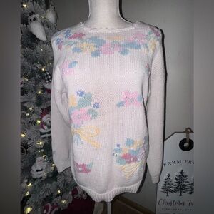 Vintage Max & Diane Floral Pastel Sweater with shoulder pads. Size S.